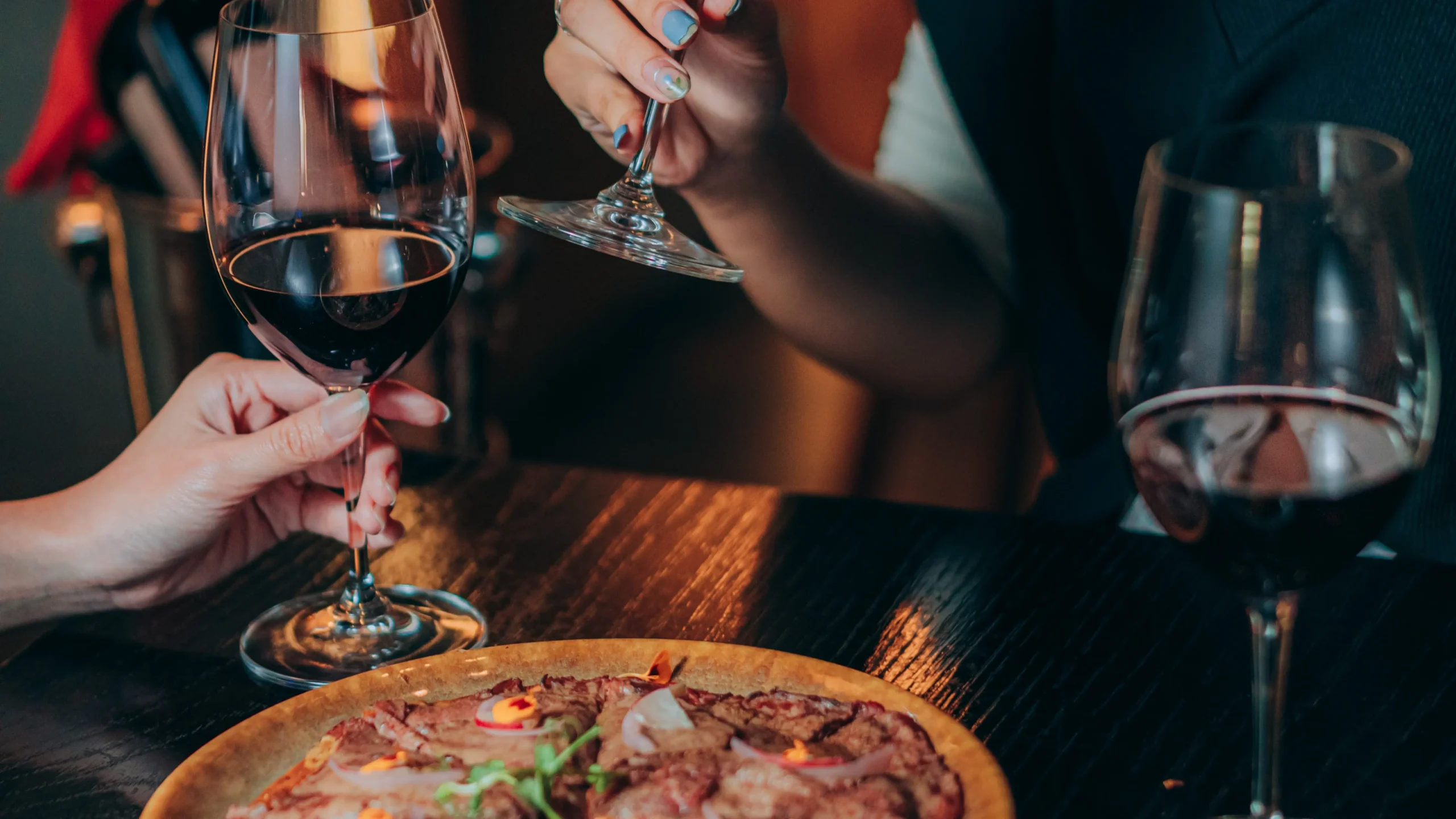 Dos & Don'ts Fine Dining Biar Nggak Salting di Acara Fancy 21 Closing Moments di Fine Dining