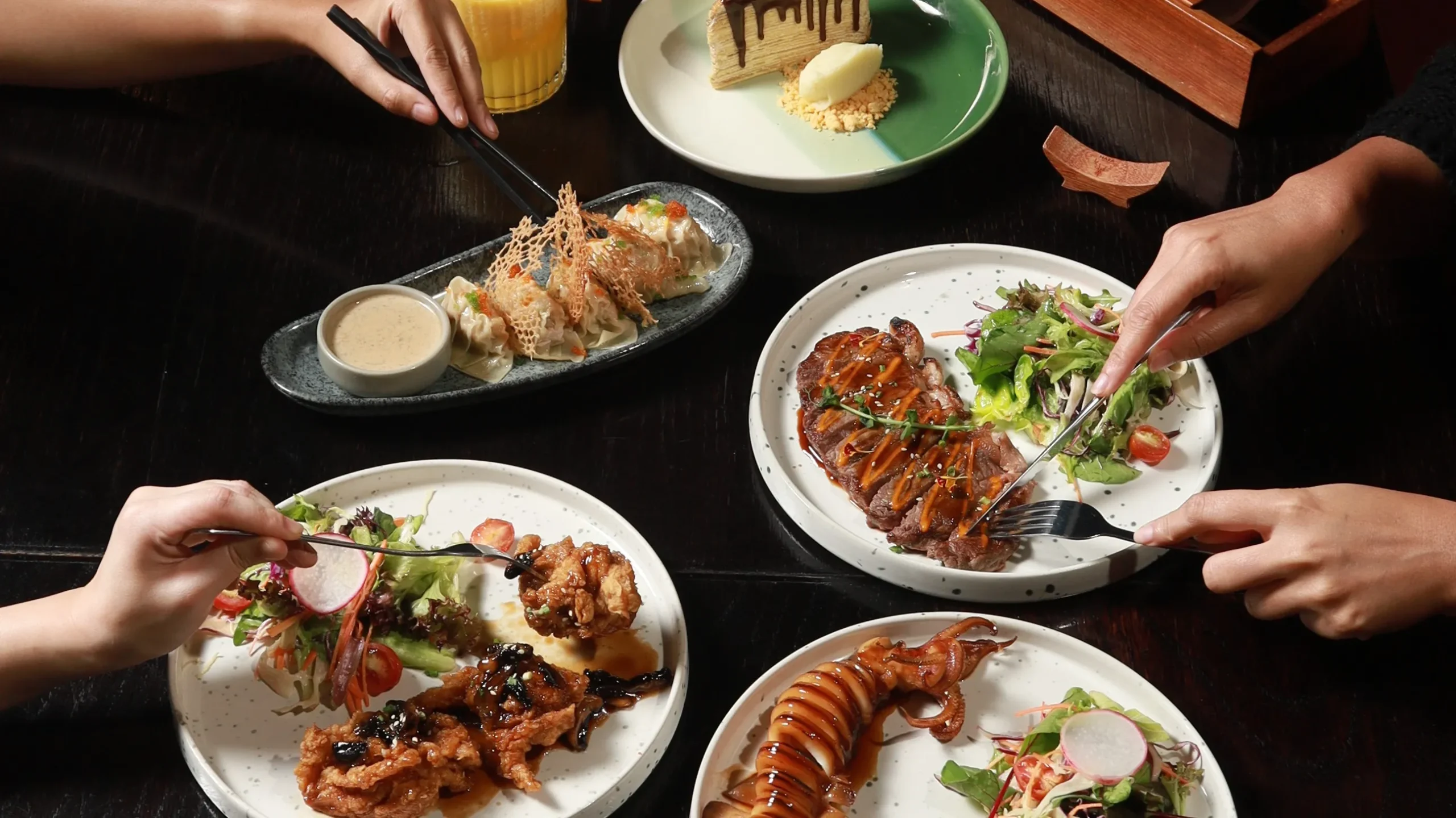 Dos & Don'ts Fine Dining Biar Nggak Salting di Acara Fancy 20 Etika Sosial dan Makan Fine Dining