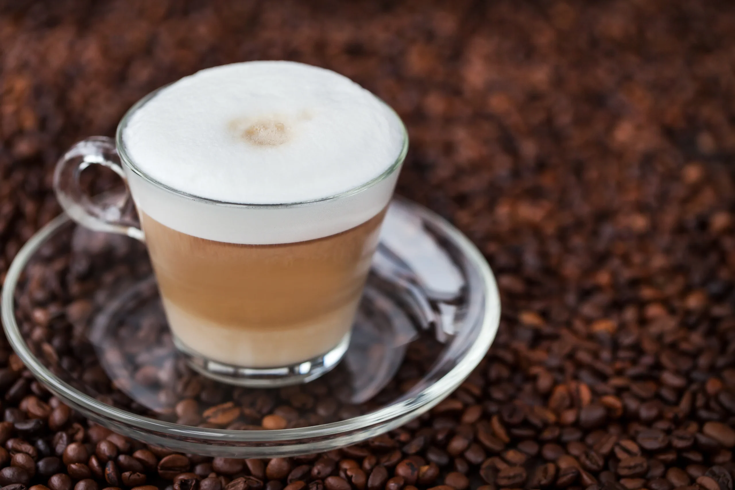 7 Menu Cafe Paling Populer dan Cerita Unik di Baliknya 15 macchiato scaled